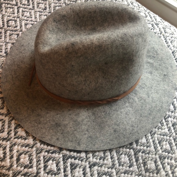 Accessories - Grey wool fedora